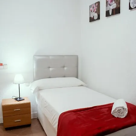 Hostal Artico Madrid Exterior photo
